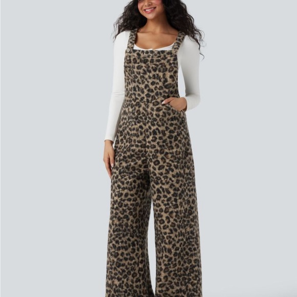 HALARA Animal Print Jumpsuit - Picture 4 of 5